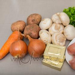 Receta për supë me kërpudha me djathë të shkrirë